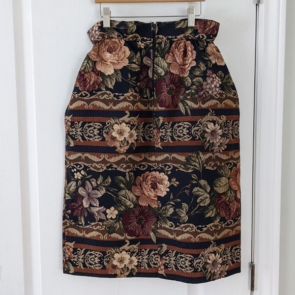 ARTI Gogna tapestry floral roses pensil skirt Small M2 - Picture 4 of 9